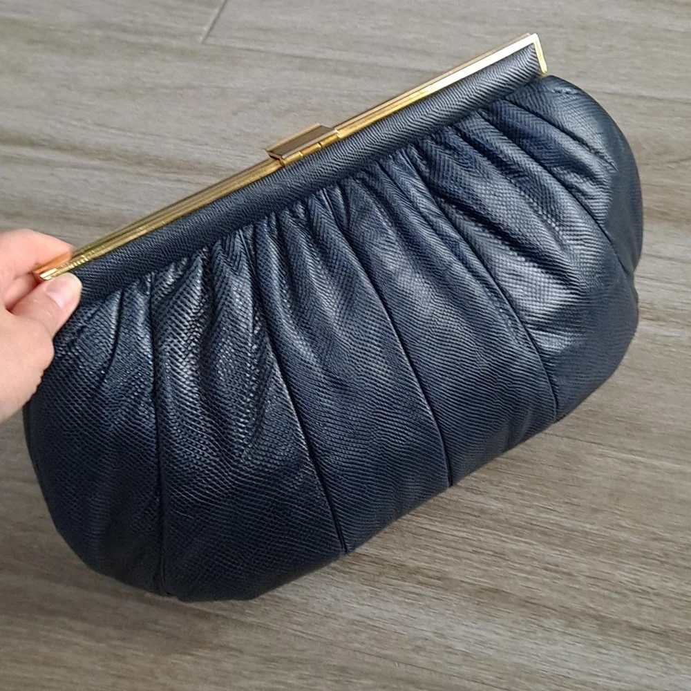 Vintage Judith Leiber bag - Picture 3 of 16